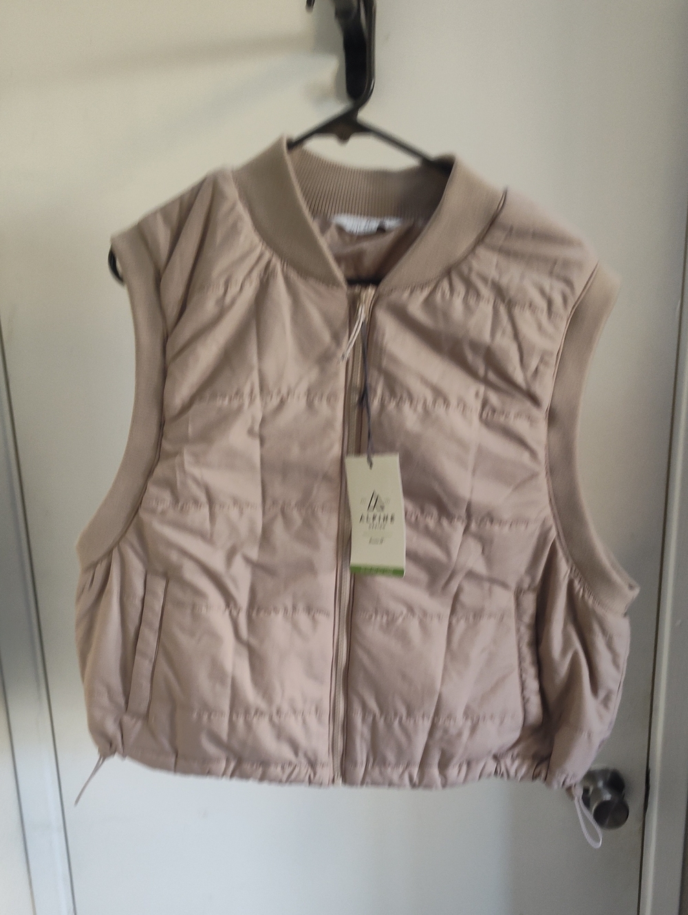 Alpine Design Cropped Quilted Sleeveless Puffer Vest - Light Beige